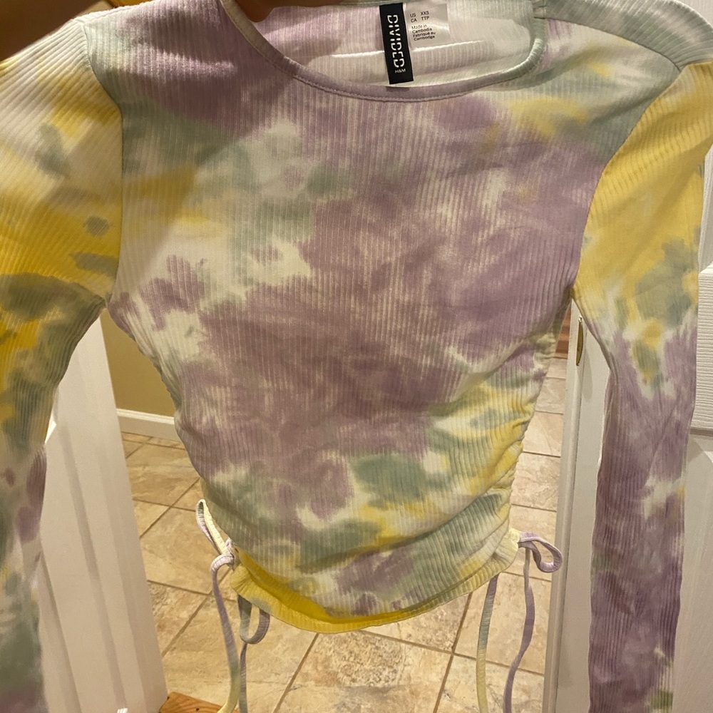 H&m long sleeve shirt with side ties